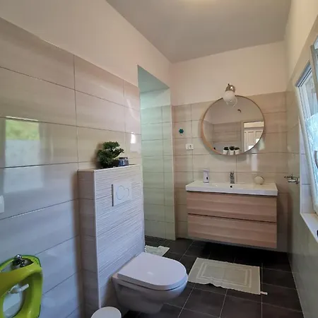 Apartmaji Antonia Порторож
