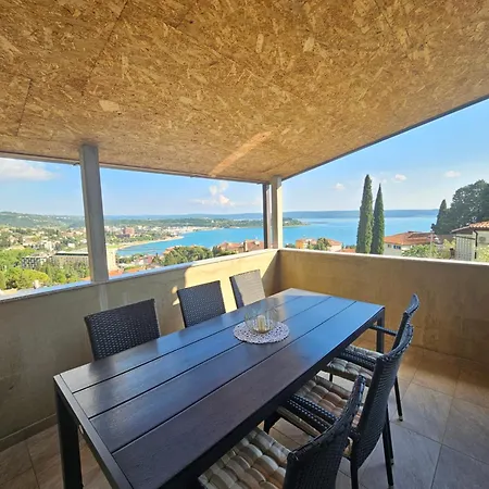 Apartmaji Antonia Апартаменты Порторож